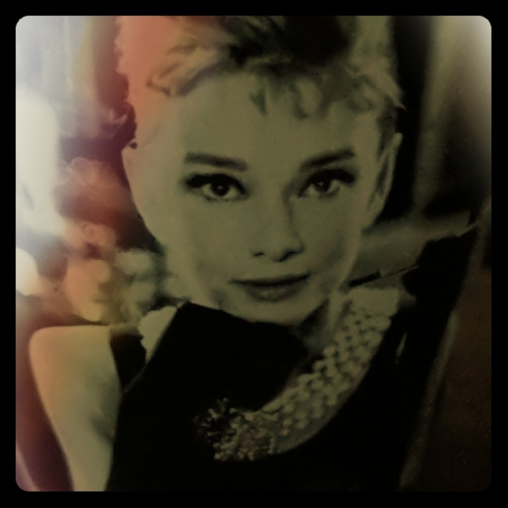 Meet your Posher, Saba